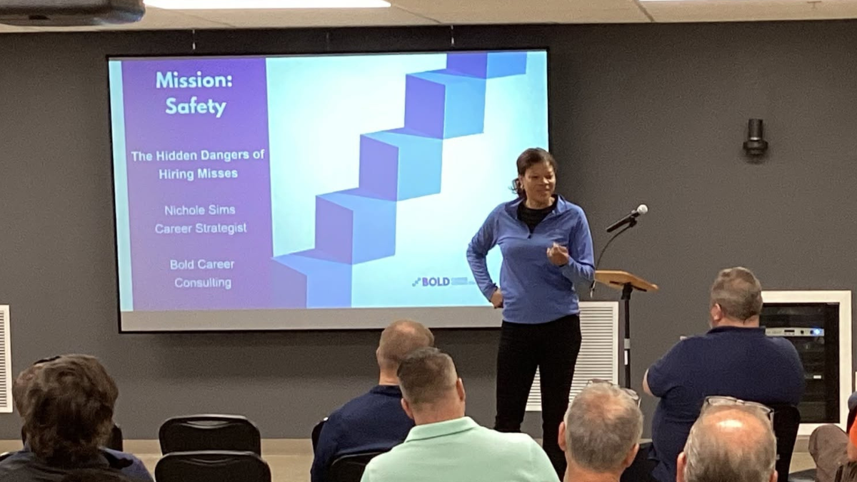 Nichole Sims of Bold Career Consulting speaking to managers about leadership